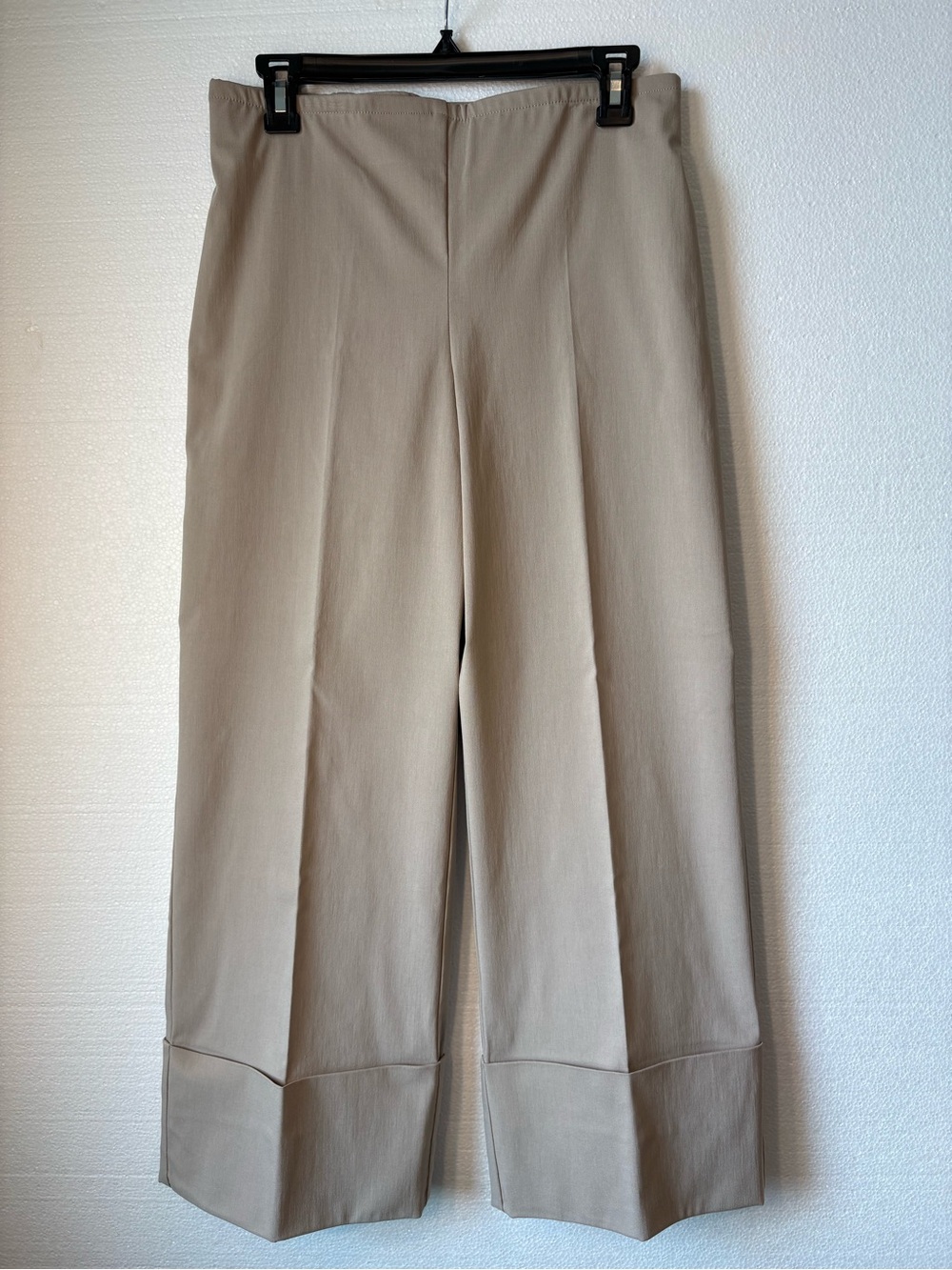 MarlaWynne Flatter Fit Wide Leg Cropped Pants in Light Beige, size 10